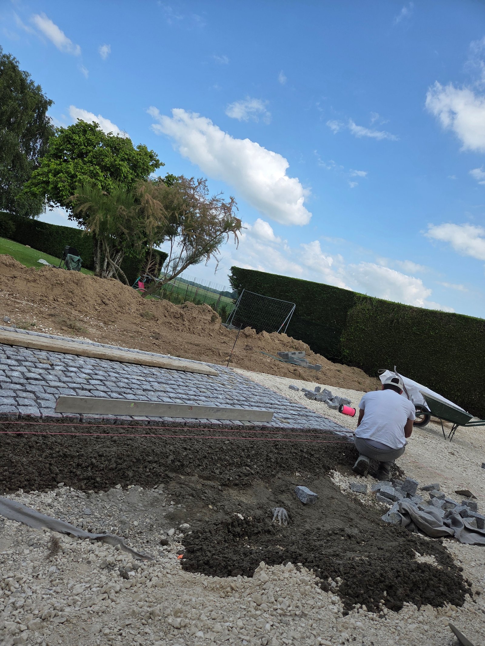 Pose de pavés pour accès maison